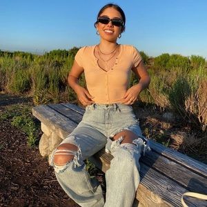 Pacsun So Peachy Snap Tshirt